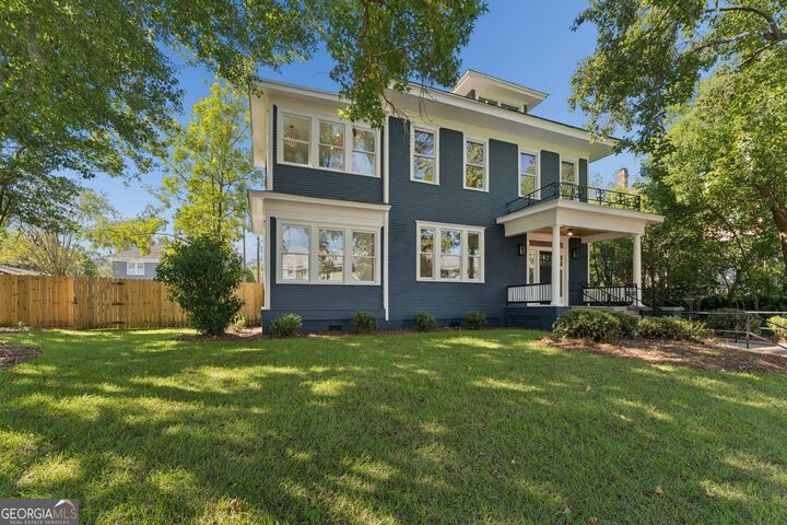 Property Photo:  111 E 49th Street  GA 31405 