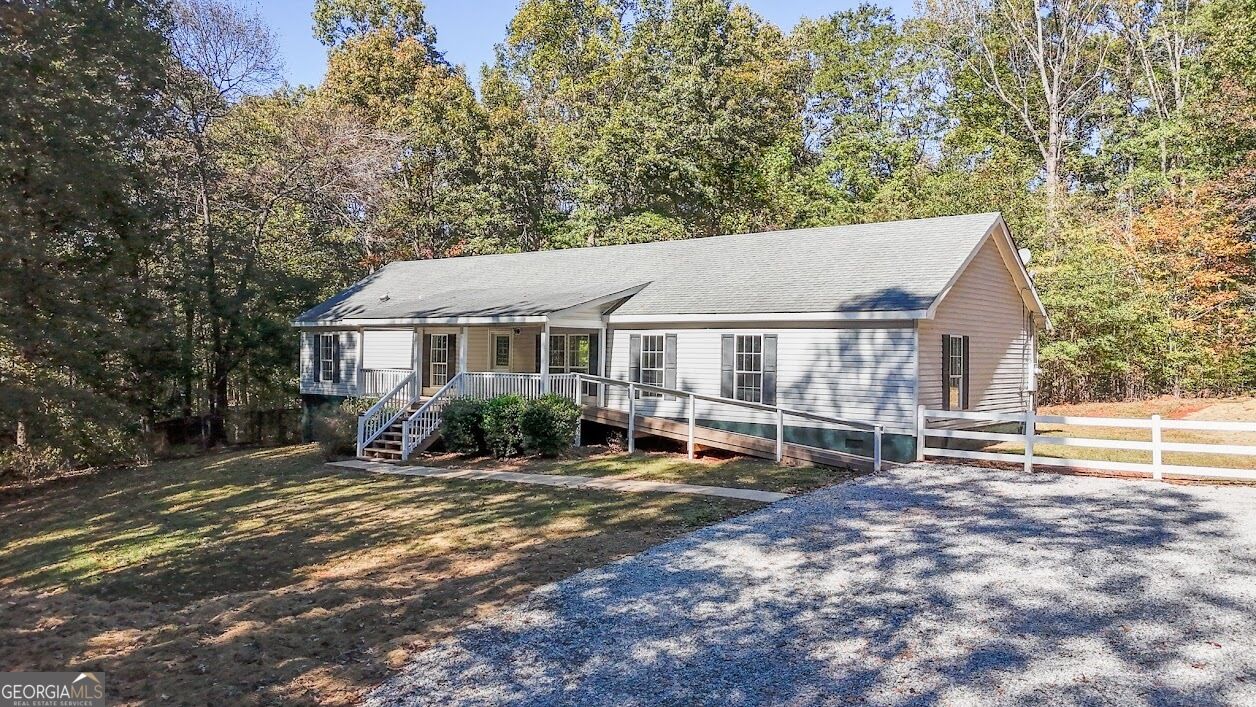 Property Photo:  1611 Laney Road  GA 30248 