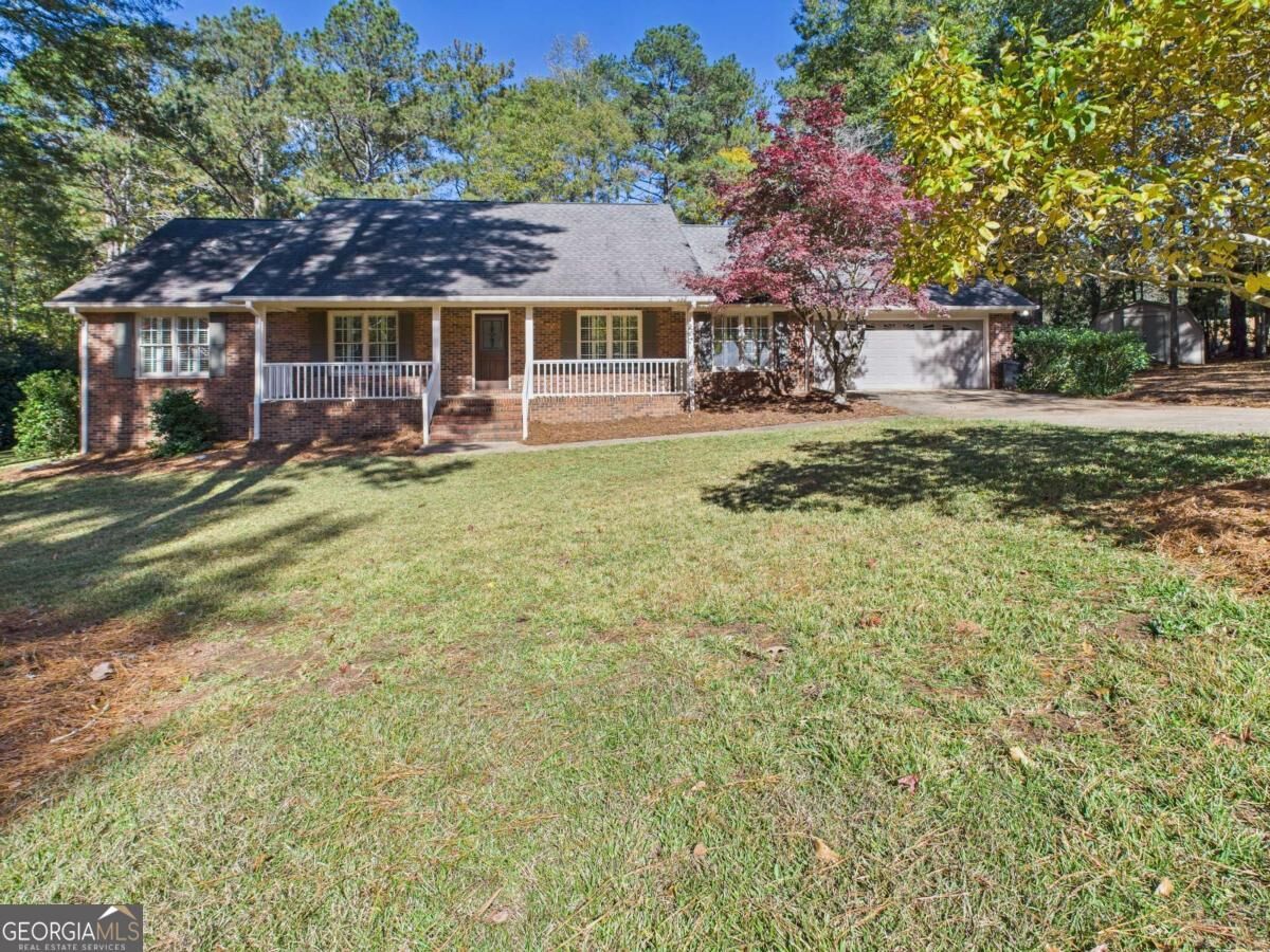 Property Photo: 1010 Springview Court GA 30606