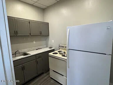 Property Photo: 420 N Roane St 5 TN 37748