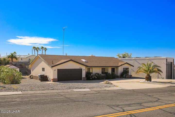 Property Photo: 2330 Pima Dr AZ 86403