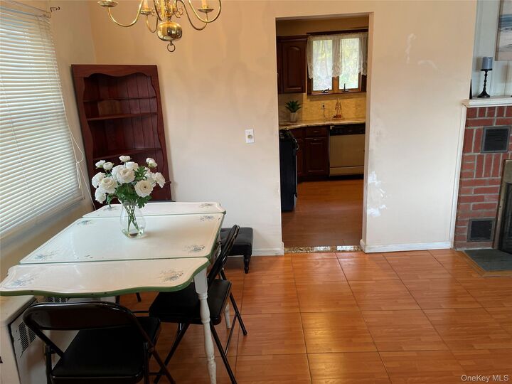 Property Photo:  335 Alfred Street  NY 11703 