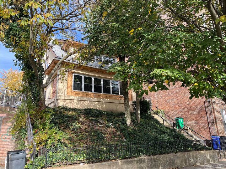 150-67 87 Avenue  Briarwood NY 11432 photo