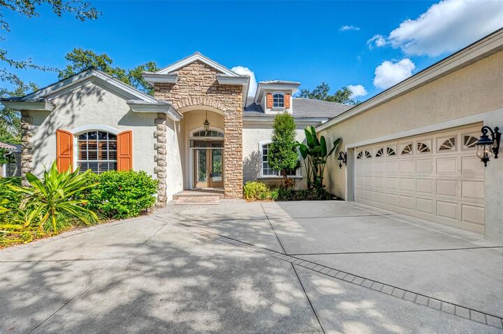 4889 Carrington Circle  Sarasota FL 34243 photo