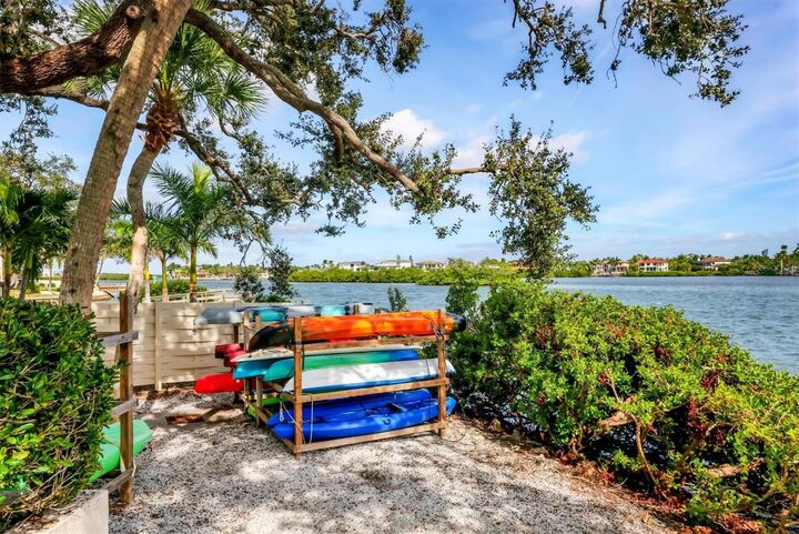 1900 Cove Ii Place 127  Sarasota FL 34242 photo