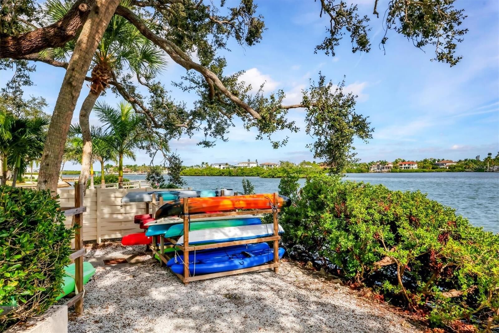 Property Photo:  1900 Cove Ii Place 127  FL 34242 