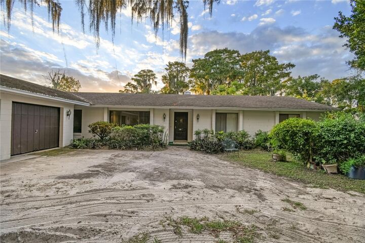 Property Photo: 9650 Kilgore Road FL 32836