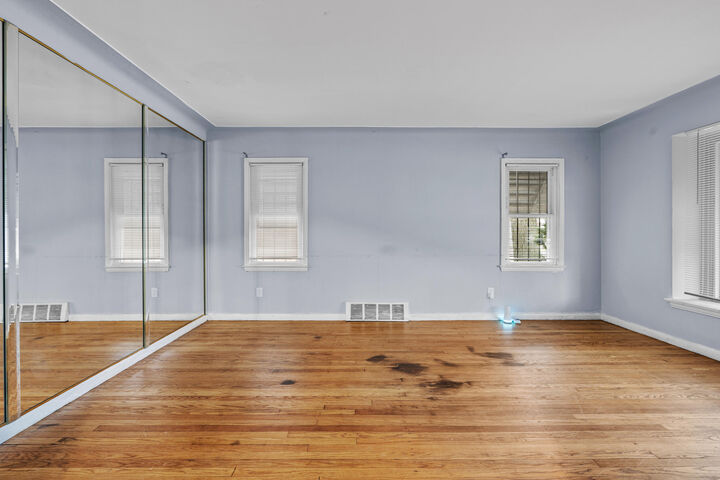 Property Photo: 19412 Sussex Street MI 48235