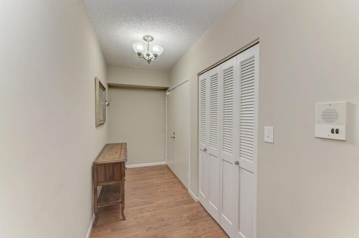 Property Photo: