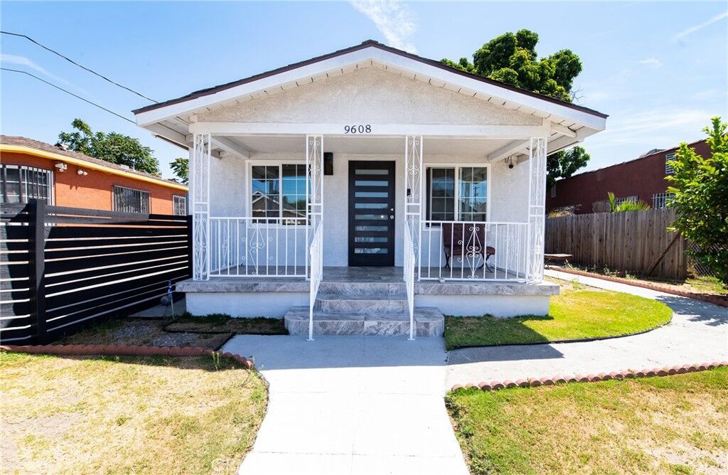 Property Photo: 9608 Beach CA 90002