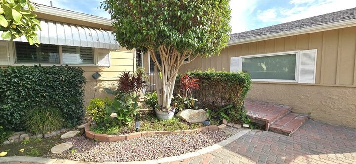 Property Photo:  11514 Mollyknoll  CA 90604 