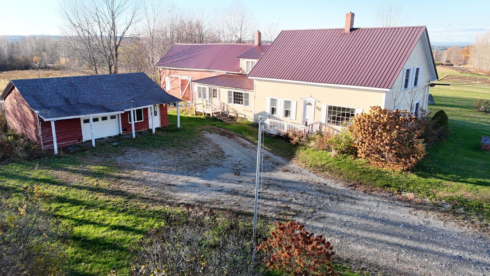 Property Photo: 473 Mount View Road ME 04986