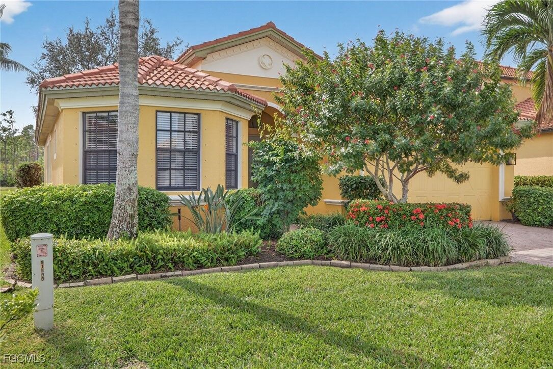 Property Photo: 9174 River Otter Drive FL 33912
