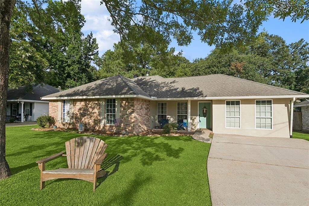 Property Photo:  2427 Biron Street  LA 70448 