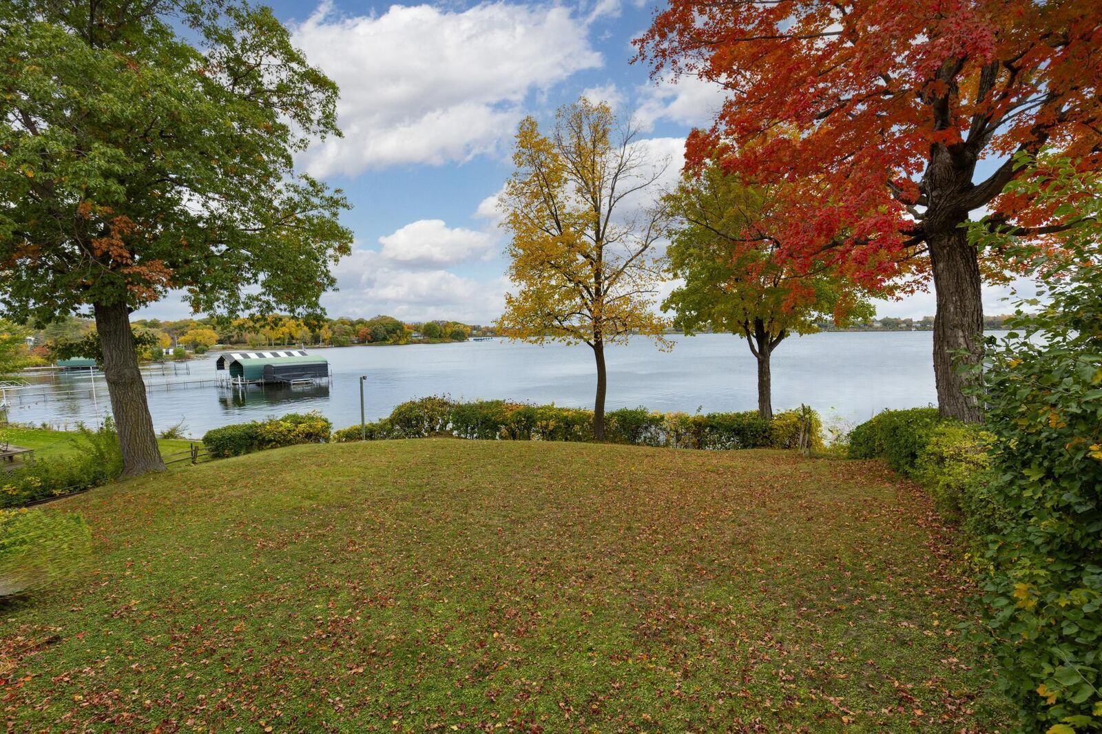 Property Photo:  36 X Interlachen Court  MN 55331 