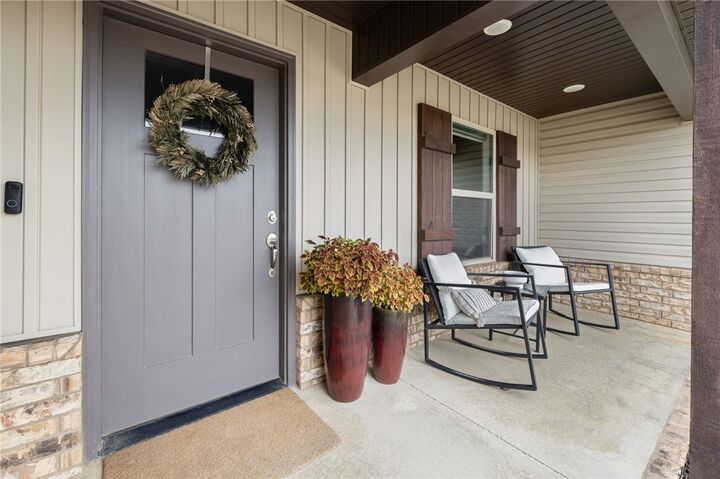 Property Photo: 34 W Kiowa Street AR 72730