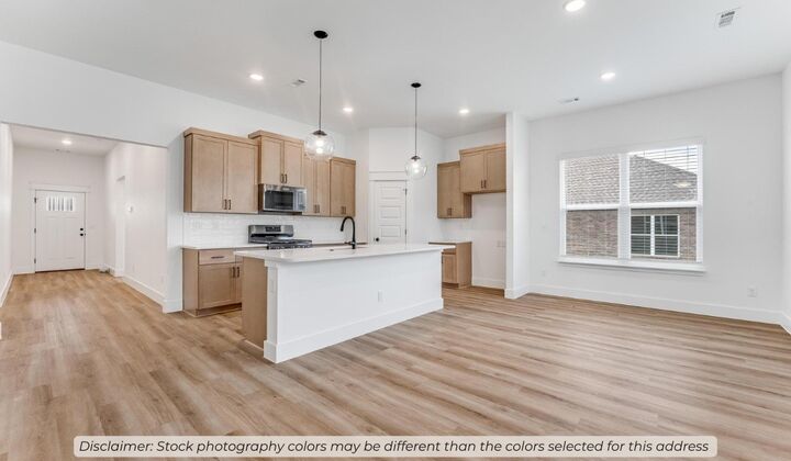 Property Photo: 4307 W Cactus Place AR 72704