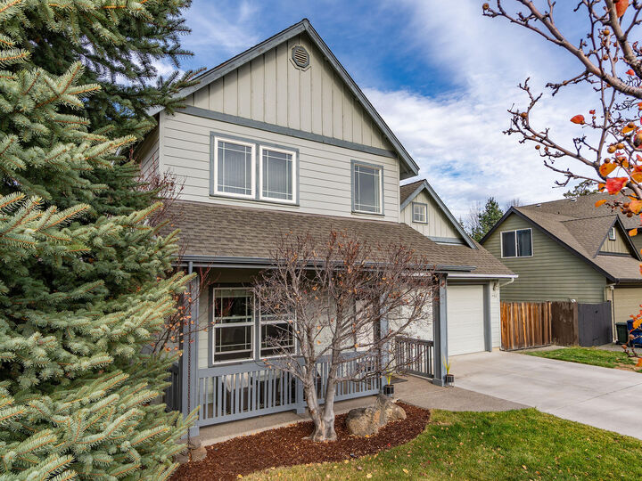 Property Photo: 1482 NE Rumgay Lane OR 97701