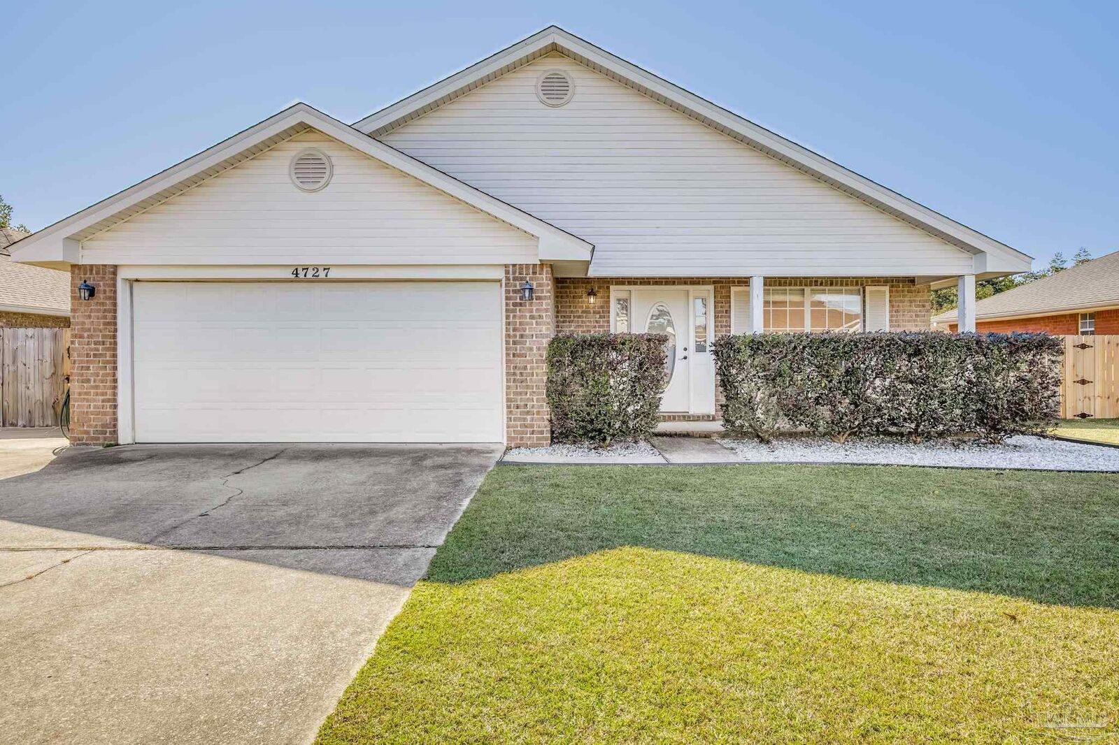 Property Photo:  4727 Lemoyne Vista  FL 32570 