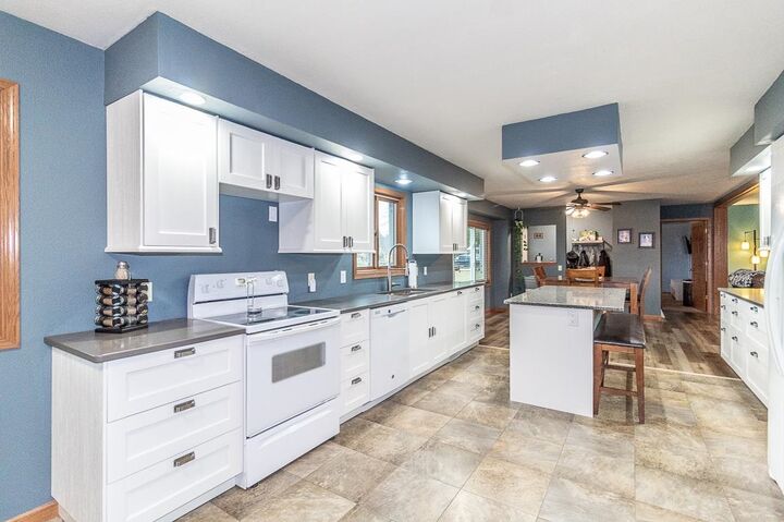 Property Photo:  N1613 Erdine Lane  WI 54944-8413 