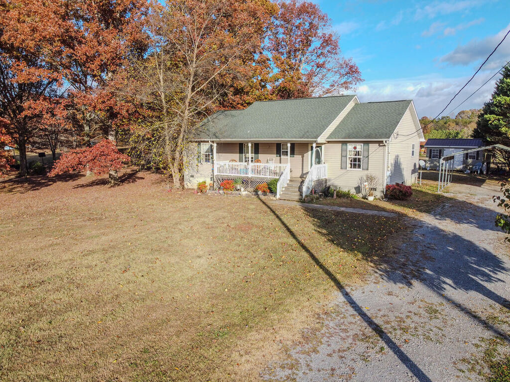 Property Photo:  369 County Road 784  TN 37331 