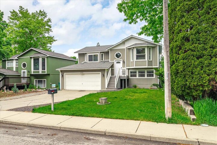 Property Photo: 3815 E 19th Ave WA 99223