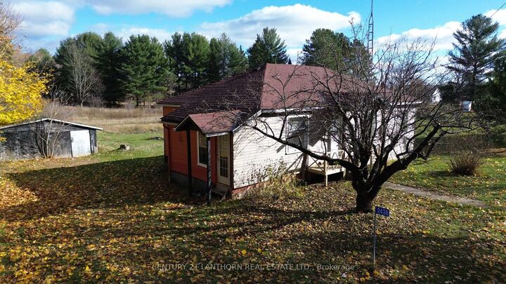Property Photo: 2436 Henderson Road ON K0H 1B0