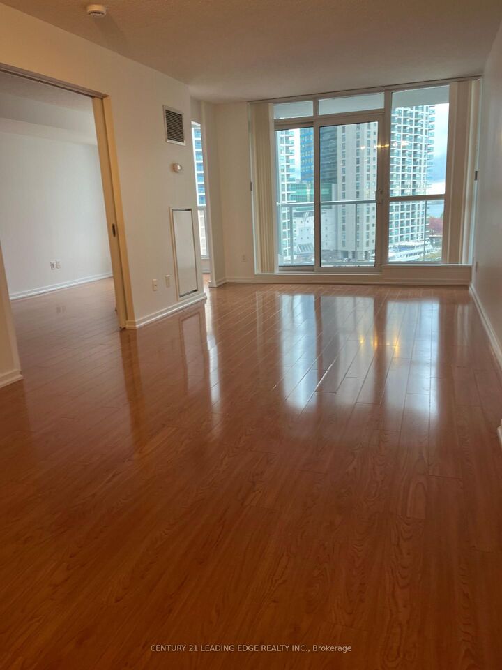 Photo de la propriété:  208 Queens Quay W 604  ON M5J 2Y5 