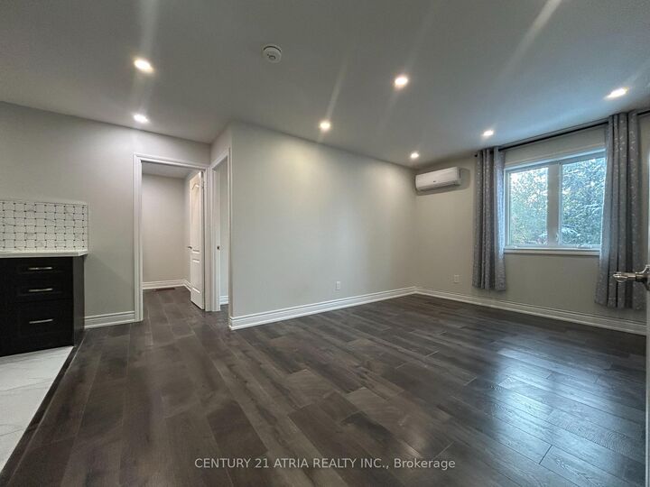 Property Photo:  81 Hollyberry Trail 3rd Floor  ON M2H 2N9 