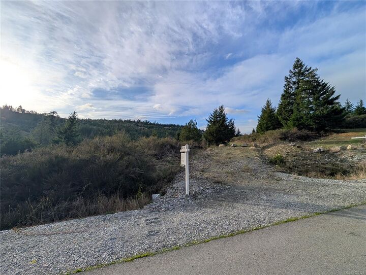 Property Photo:  Lot 24 Eagle Dr  BC V8H 2J1 