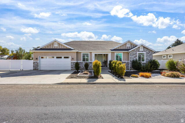 Property Photo: 545 W 1240 N UT 84057