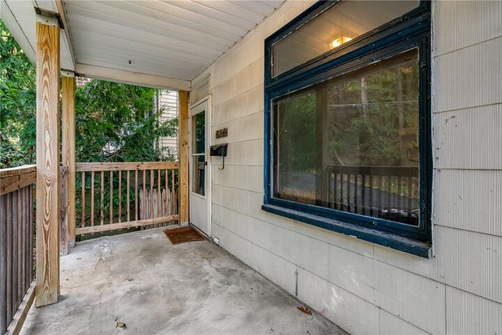 Property Photo:  520 Suffolk Street  PA 15214 