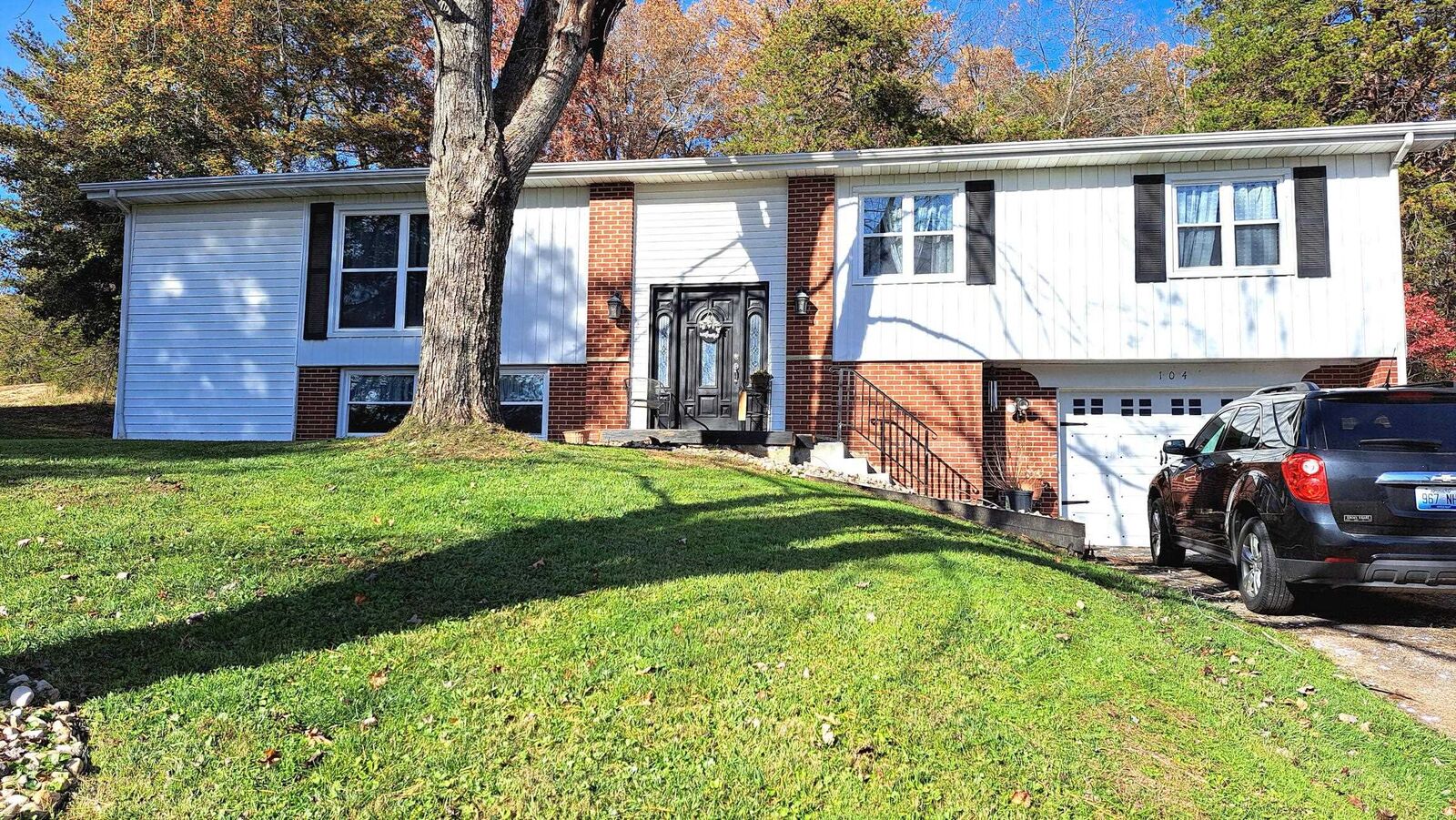 Property Photo:  104 Dowler Street  KY 41169 