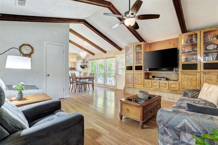 7210 Meadowood Drive  Austin TX 78723 photo