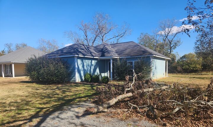 Property Photo: 1258 NE Askew Dr. GA 39842