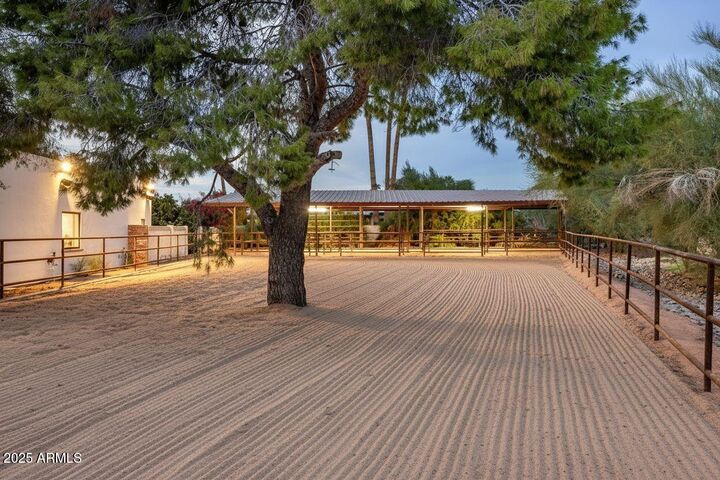 Property Photo:  8116 E Gray Road  AZ 85260 