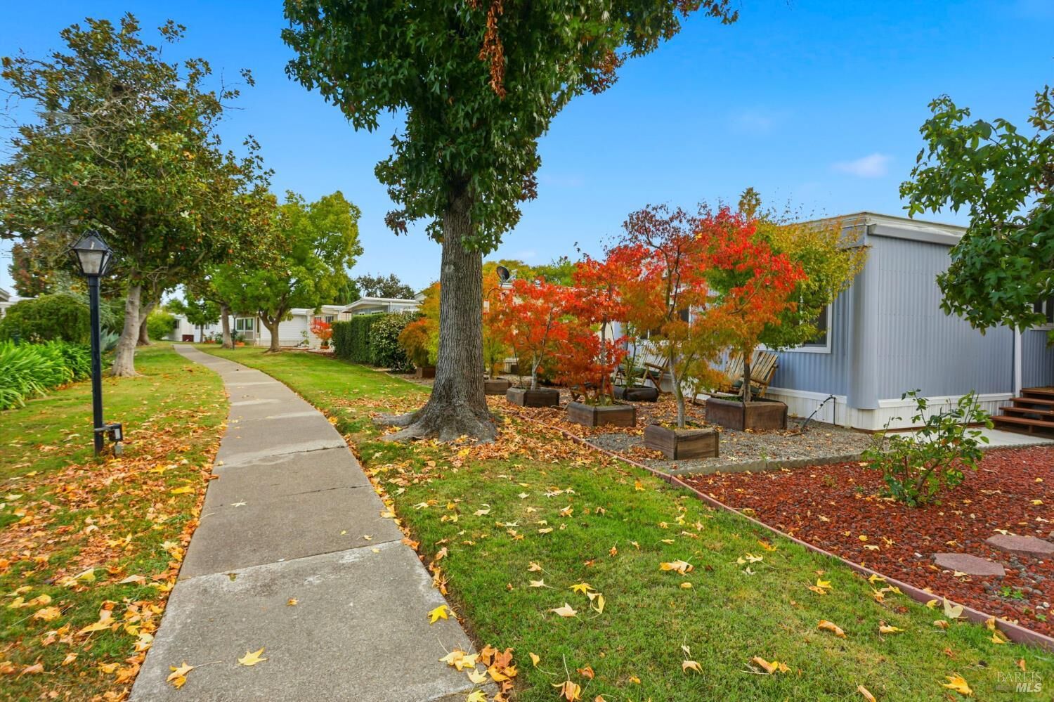 Property Photo: 805 Las Palmas CA 94949