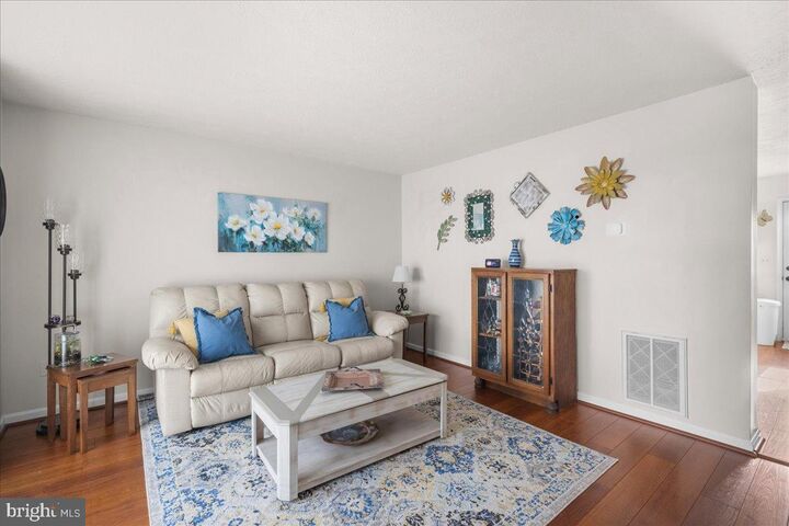 Property Photo:  110 Chatham Square  VA 22601 