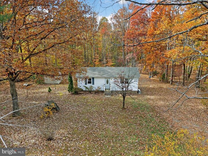 Property Photo:  19239 Mountain Track Road  VA 22960 