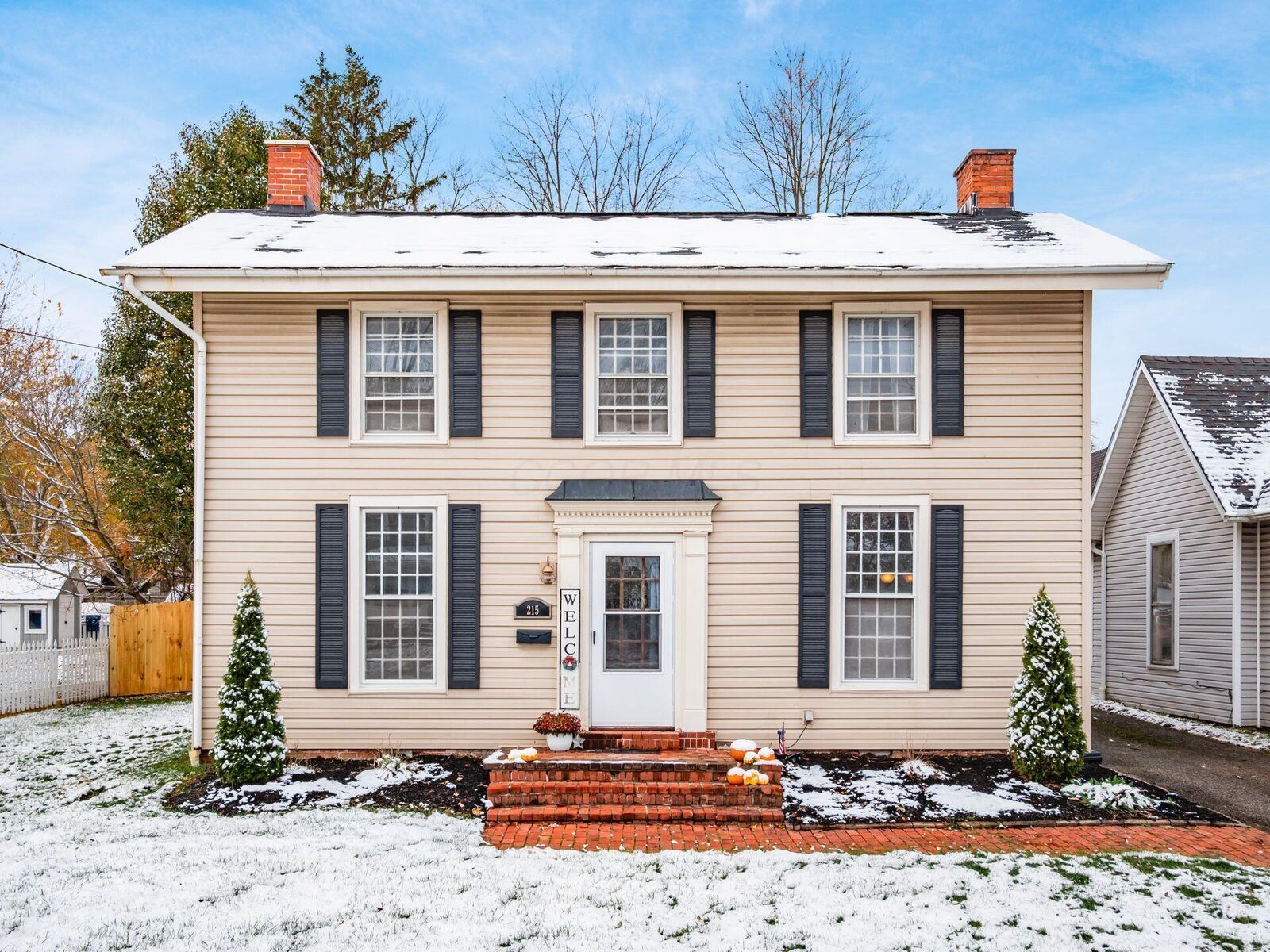 Property Photo:  215 S Maple Street  OH 43040 