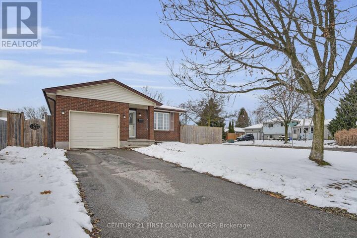 Property Photo: 214 Portsmouth Crescent East ON N5V 4C9
