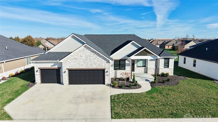 Property Photo: 950 Rosenthal Drive OH 45373