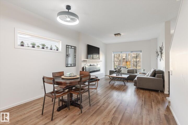 Property Photo:  6613 47 Avenue  AB T4X 2X5 