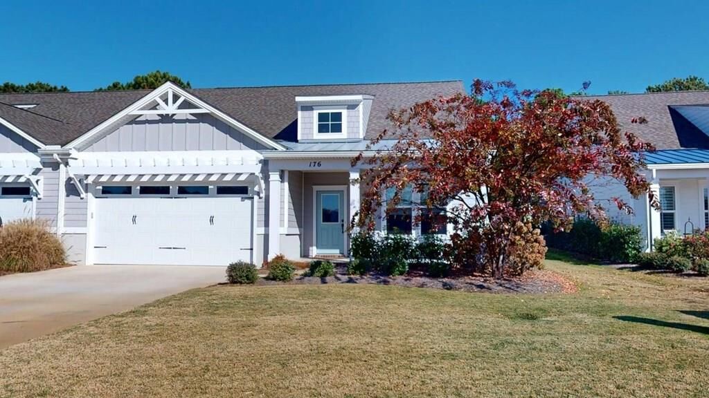 Property Photo:  176 Old Course Loop  VA 23310 