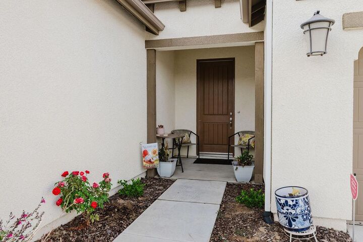 Property Photo:  3923 Finchwood Avenue  CA 93619 