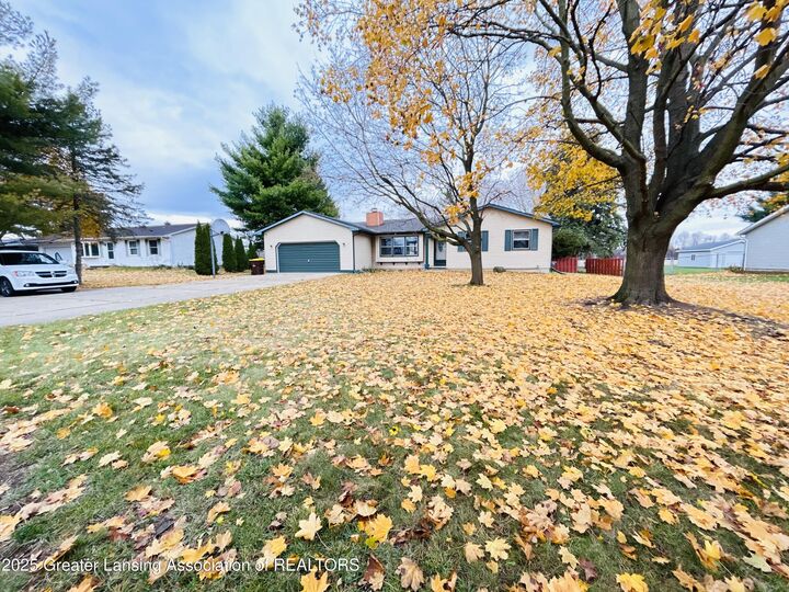 Property Photo:  1207 Flanders Road  MI 48813 