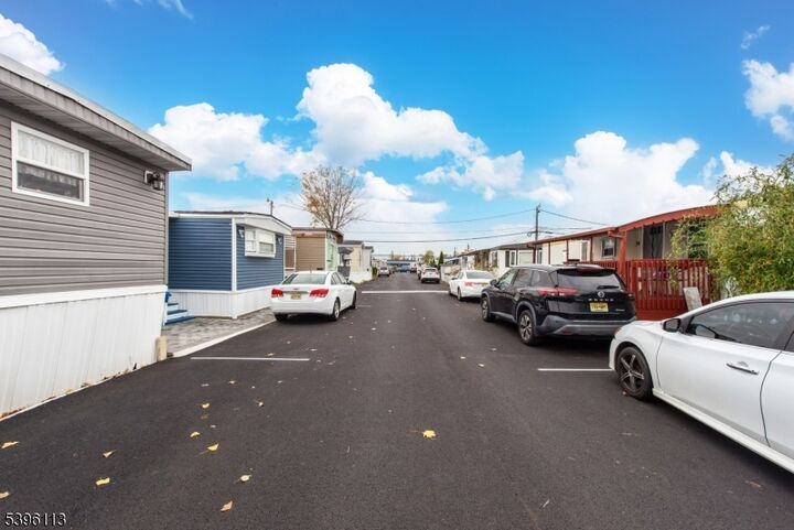 Property Photo:  39 Helen Drive  NJ 07074 