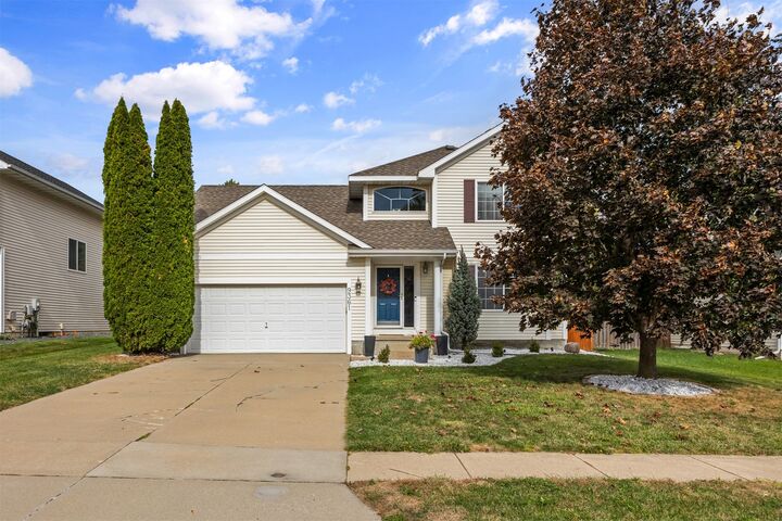 Property Photo:  9361 Lake Drive  IA 50266 