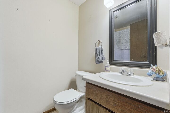 Property Photo: 5907 Bellingham Lane IN 46835