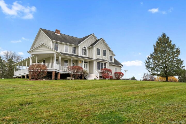 Property Photo:  40 County Route 62  NY 10998 